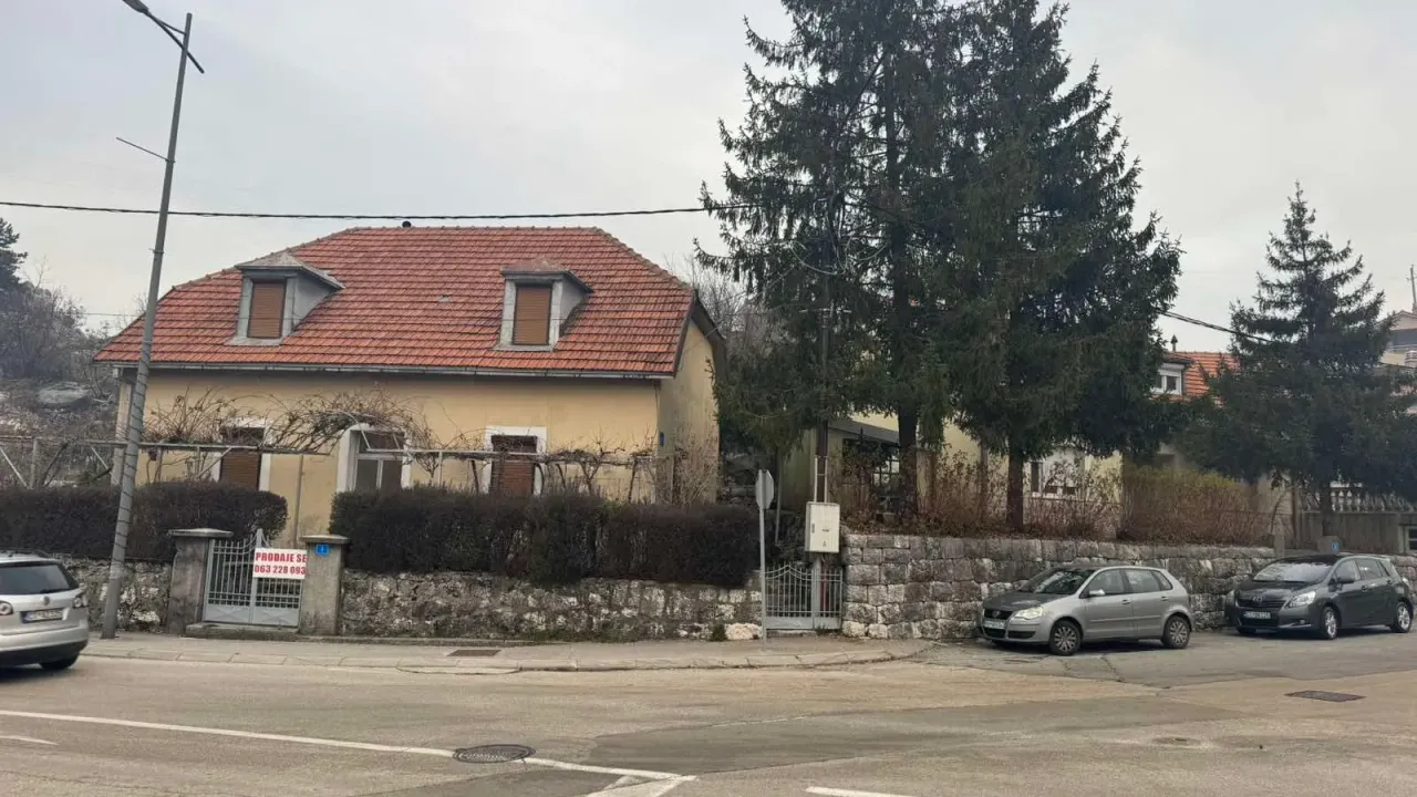 Prodaja, kuća, 150m², Cetinje, Crna Gora