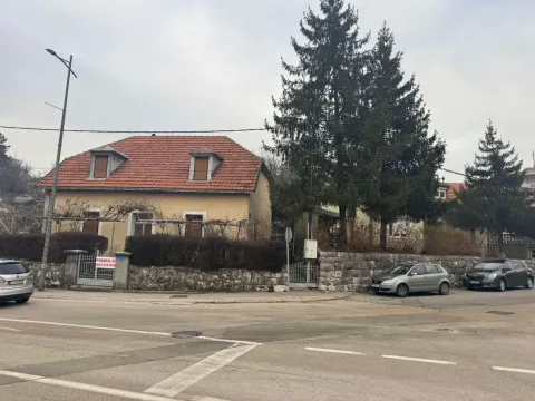 Prodaja, kuća, 150m², Cetinje, Crna Gora - image 1