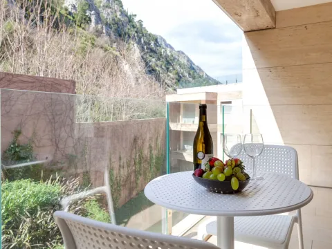 Prodaja, dvosoban stan, 64m², Kotor, Crna Gora - image 16