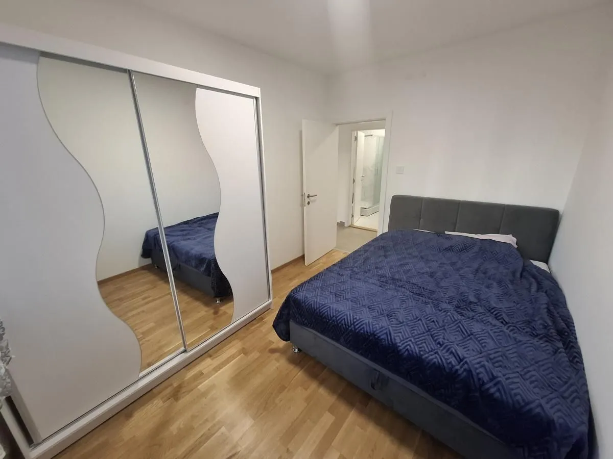 Izdavanje, dvosoban stan, 47m², Avijatičarsko naselje, Novi Sad Sve Podlokacije
