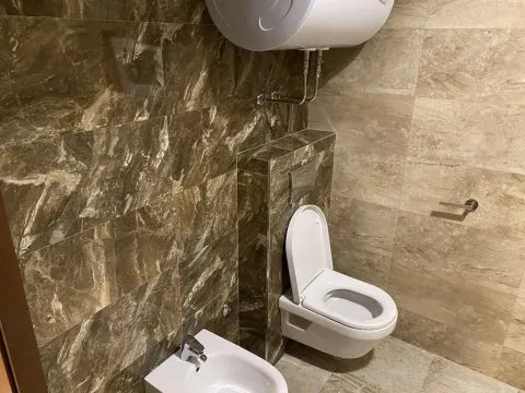 Izdavanje, dvosoban stan, 75m², Ljubović, Podgorica - image 2