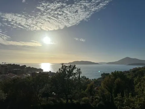 Rent, one bedroom apartment, 57m², Pržno, Budva - image 1