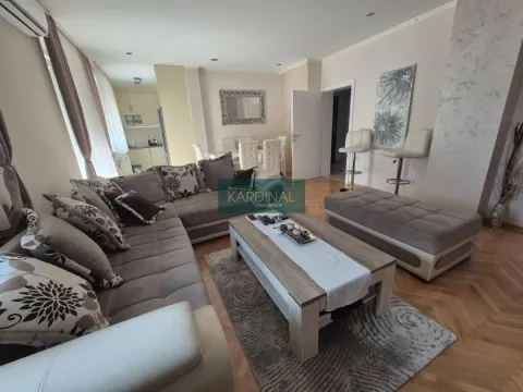 Prodaja, trosoban stan, 99m², Aqua park, Jagodina - image 4