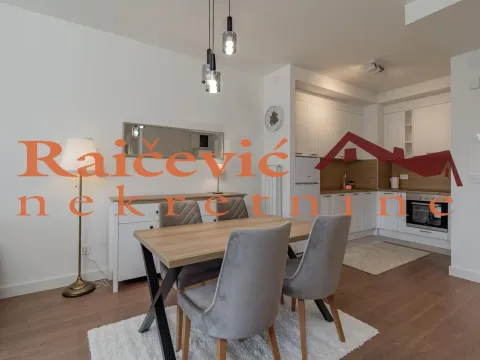 Izdavanje, trosoban stan, 77m², Savski Venac, Beograd - image 10