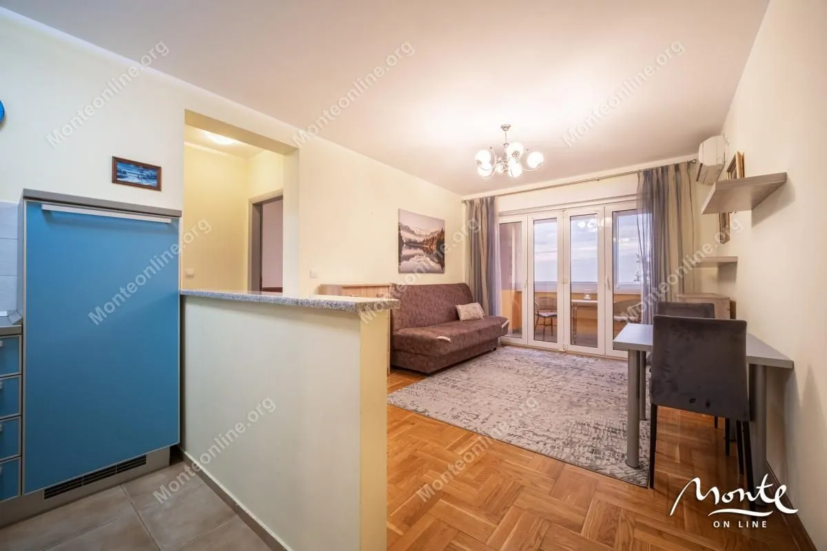 Prodaja, dvosoban stan, 55m², Bečići, Budva