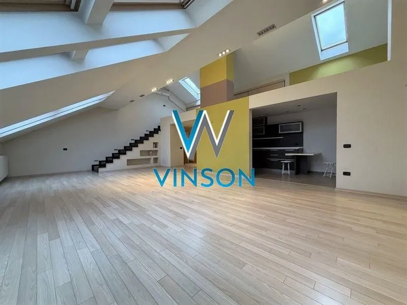 Rent, office space, 131m², Centar, Novi Sad