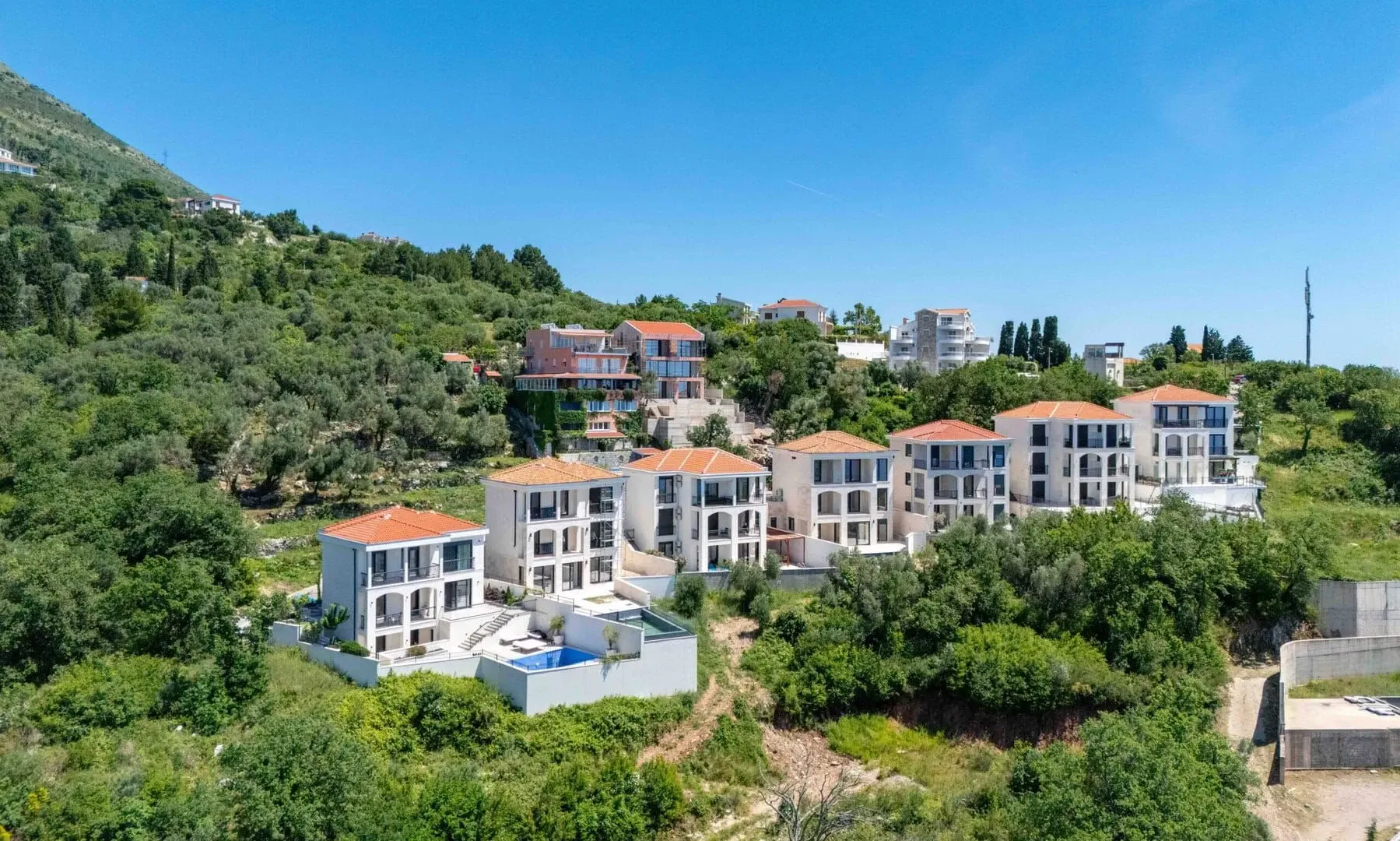 Sale, one bedroom apartment, 54m², Petrovac, Budva
