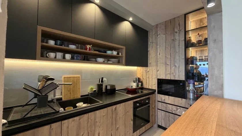 Sale, three bedroom apartment, 115m², Centar, Bar
