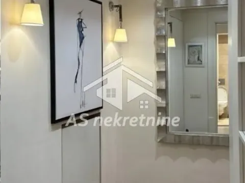 Izdavanje, četvorosoban stan, 197m², Čukarica, Beograd - image 14