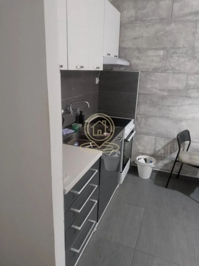 Izdavanje, trosoban stan, 78m², Južni Bulevar, Vračar Sve Podlokacije