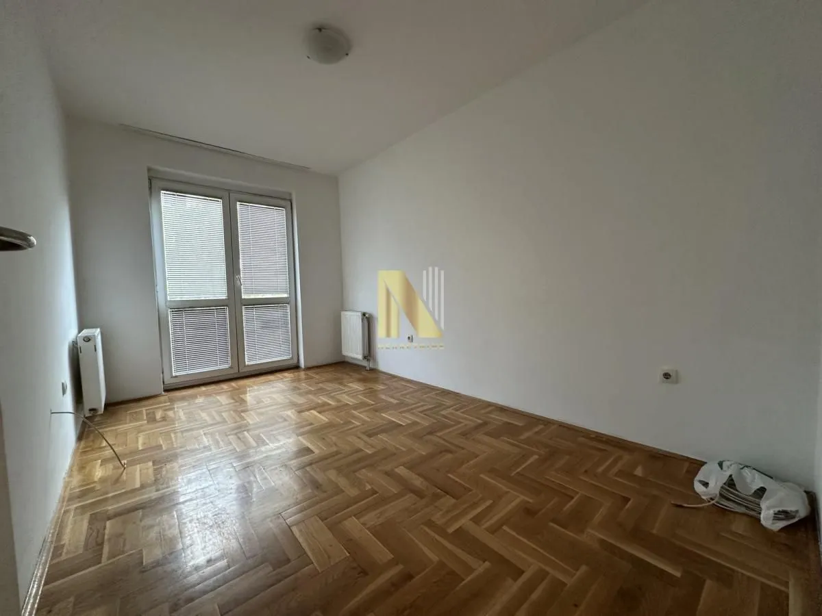 Prodaja, dvosoban stan, 48m², Sajmište, Novi Sad