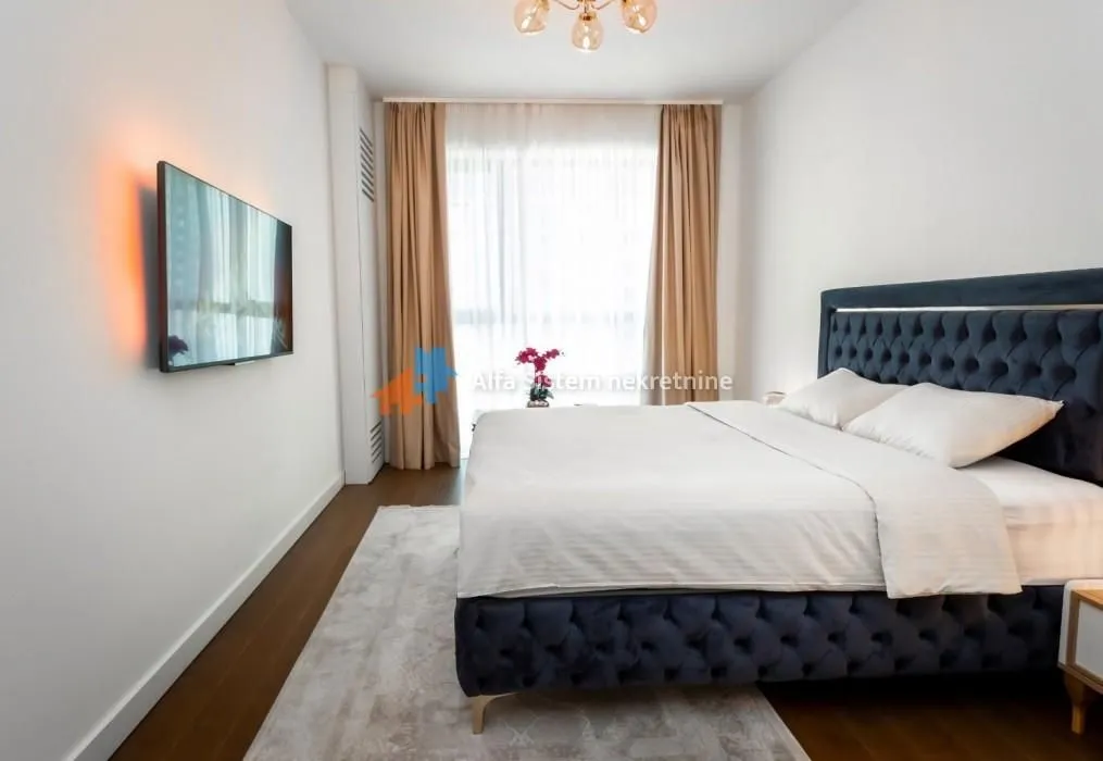 Rent, three bedroom apartment, 120m², Savski Venac, Beograd