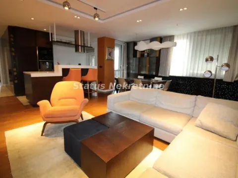 Prodaja, četvorosoban stan, 113m², Centar, Novi Sad - image 2