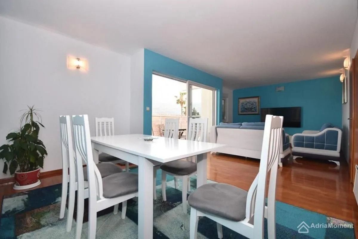 Prodaja, kuća, 275m², Đenovići, Herceg Novi