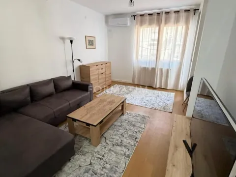 Izdavanje, trosoban stan, 60m², Bulbulder, Zvezdara Sve Podlokacije - image 12