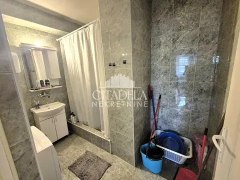 Sale, three bedroom apartment, 90m², Brace Jerković, Voždovac Sve Podlokacije - image 17