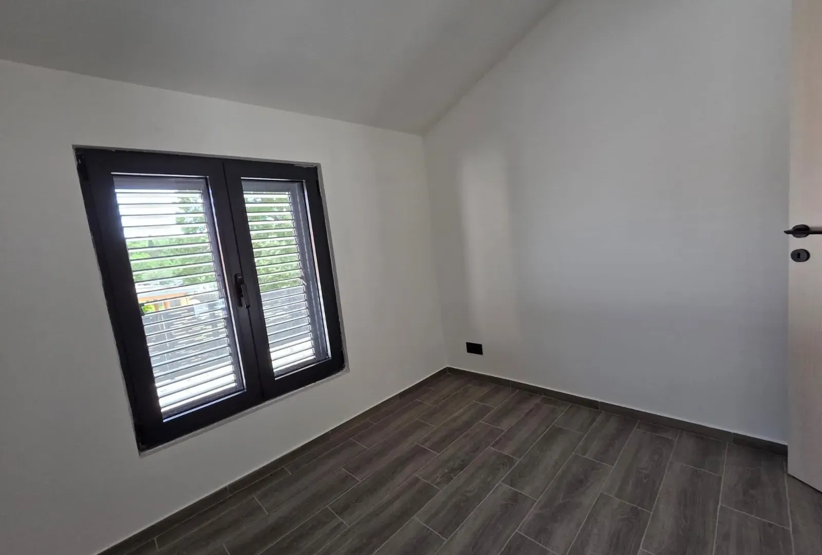Rent, house, 116m², Vranići, Podgorica