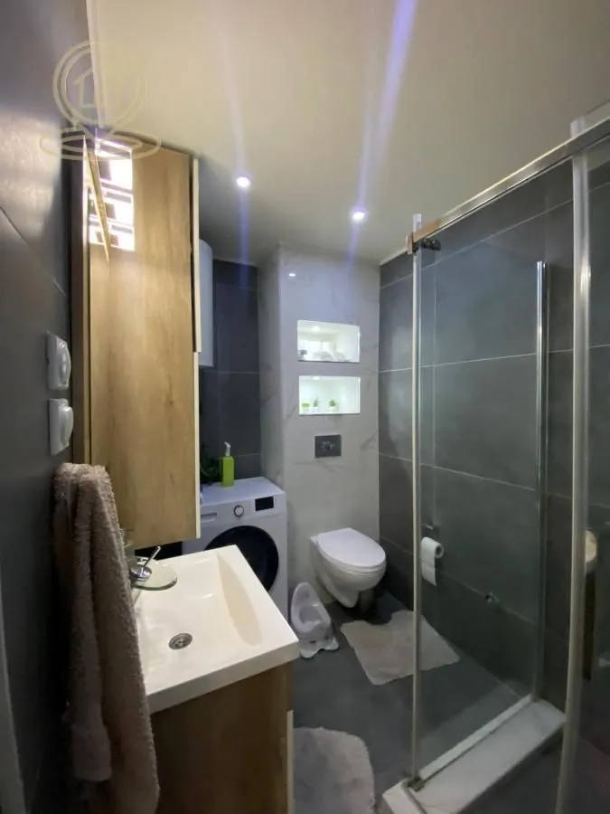 Prodaja, dvosoban stan, 52m², Centar, Niš