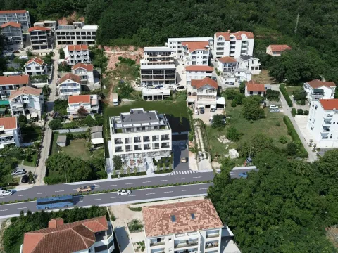Sale, one bedroom apartment, 54m², Bijela, Herceg Novi - image 5