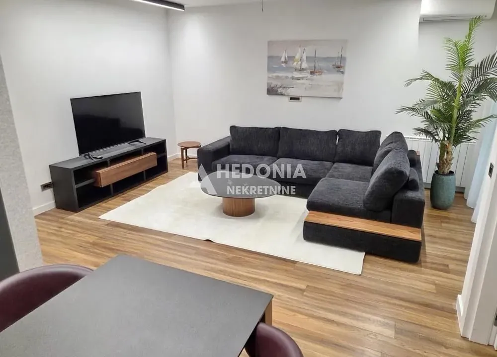 Sale, two bedroom apartment, 61m², Novi Beograd Blok 65, Novi Beograd Sve Podlokacije