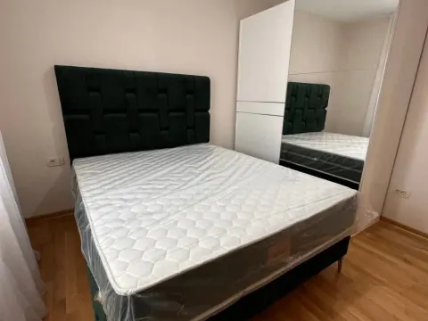 Izdavanje, dvosoban stan, 75m², Zlatica, Podgorica - image 5