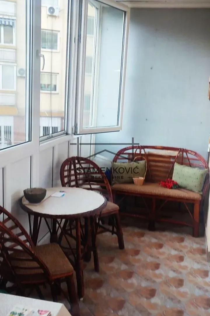 Prodaja, trosoban stan, 81m², Podbara, Novi Sad Sve Podlokacije