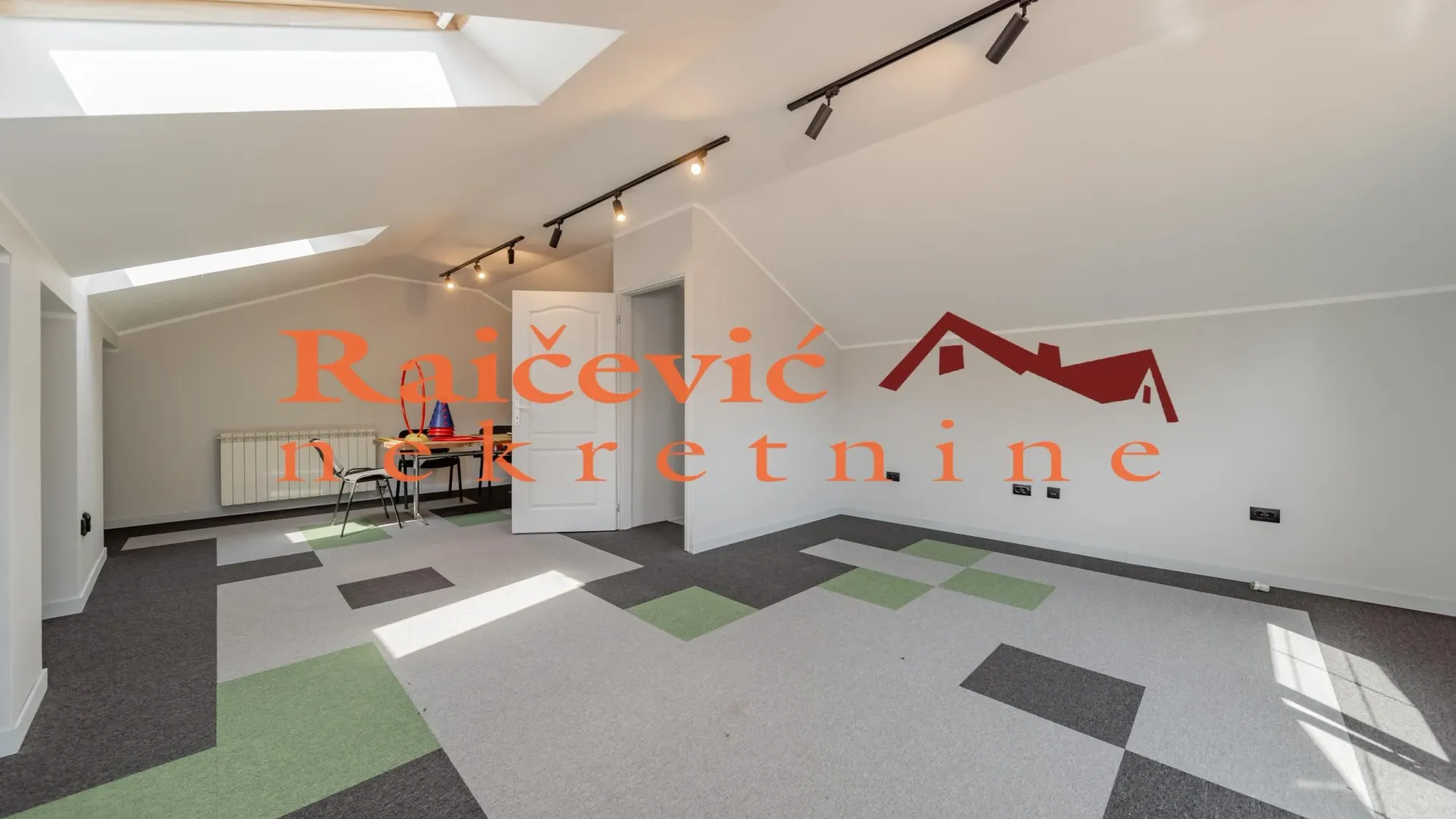 Izdavanje, poslovni prostor, 152m², Voždovac Sve Podlokacije, Beograd