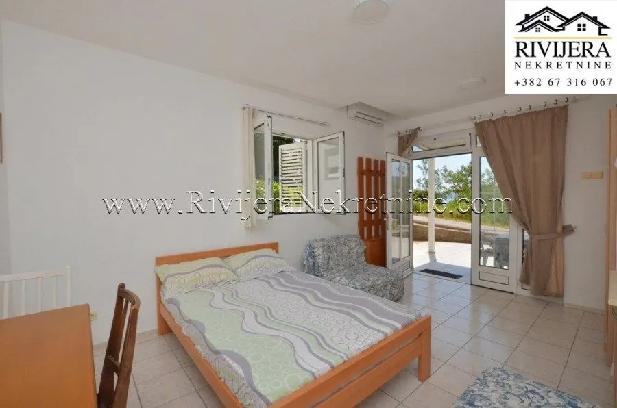 Prodaja, stan, 56m², Baošići, Herceg Novi