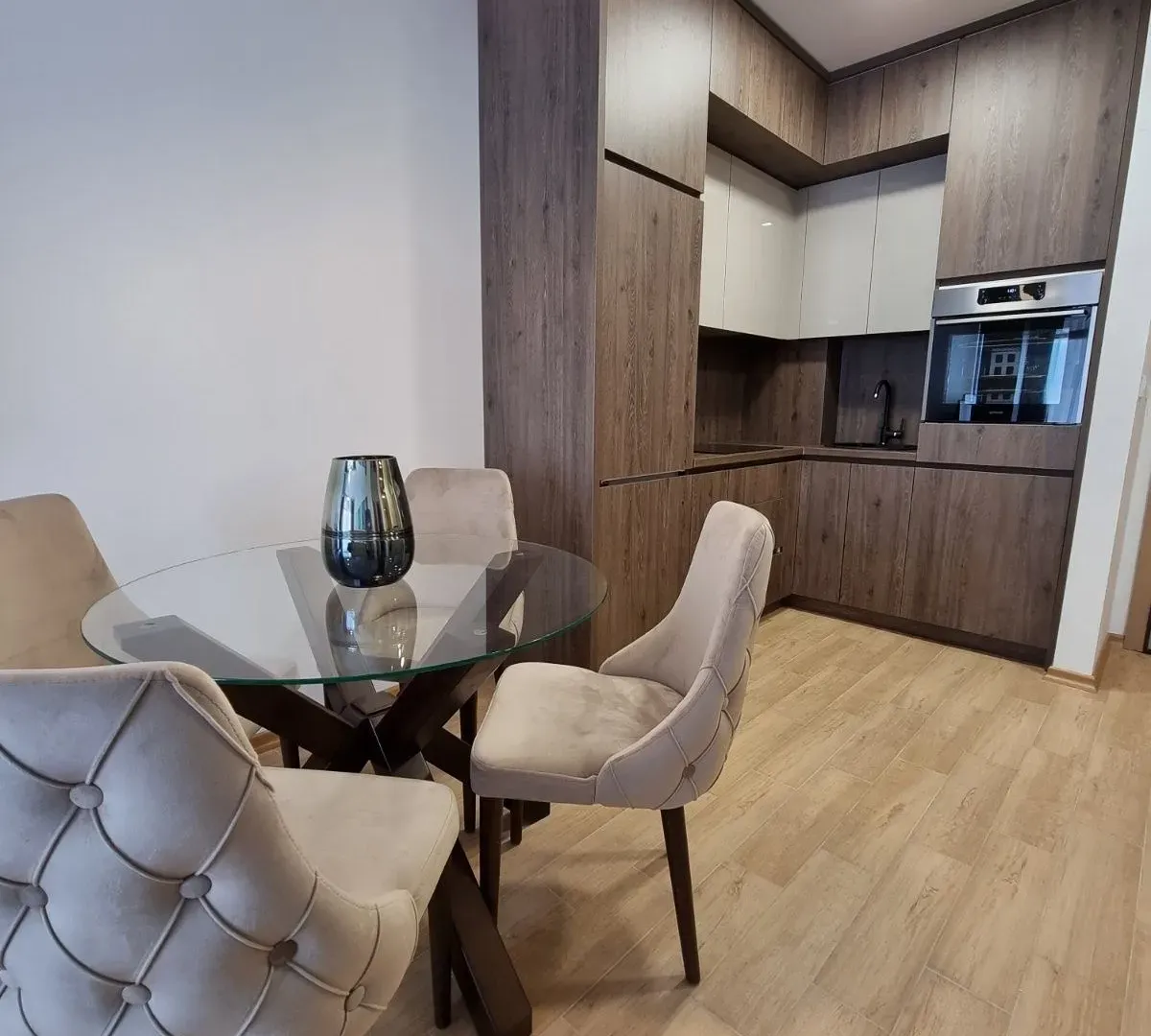 Rent, one bedroom apartment, 46m², Budva okolina, Budva