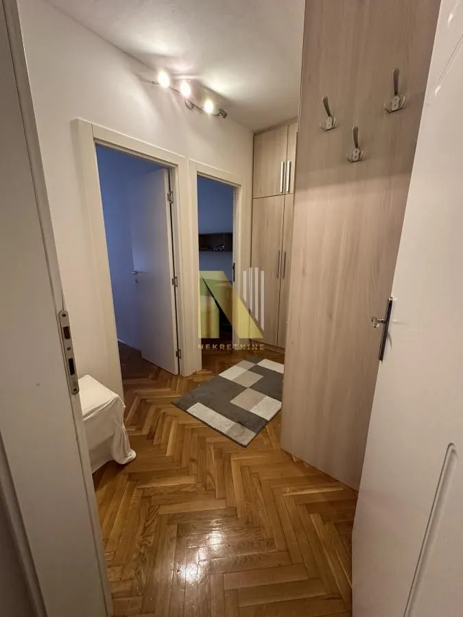 Prodaja, trosoban stan, 79m², Adamovićevo Naselje, Novi Sad Sve Podlokacije