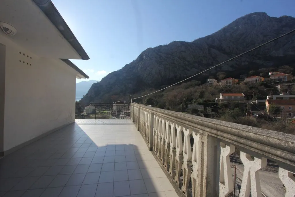 Sale, house, 262m², Orahovac, Kotor