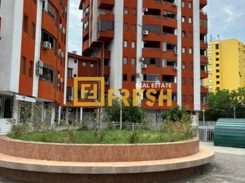 Prodaja, jednosoban stan, 40m², Tuški Put, Podgorica - image 2