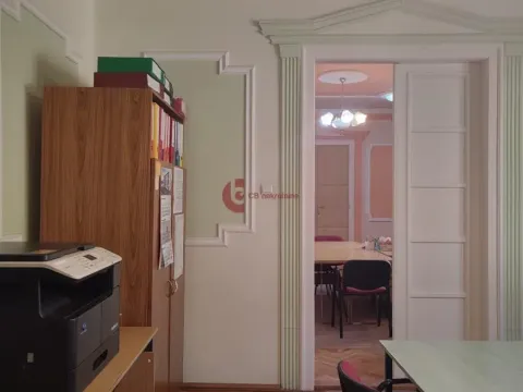 Sale, house, 348m², Centar, Subotica - image 9