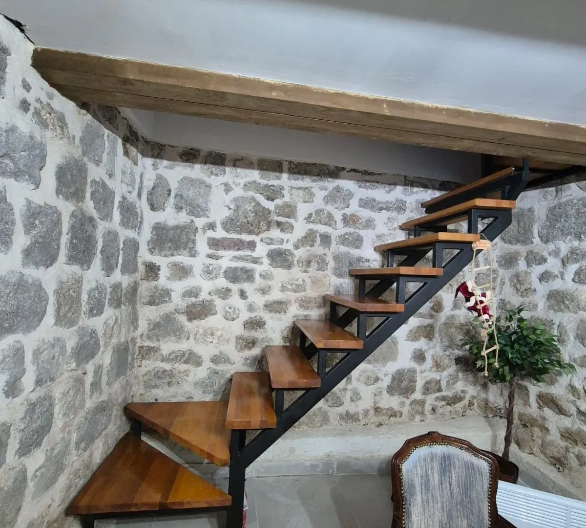 Prodaja, kuća, 58m², Muo, Kotor
