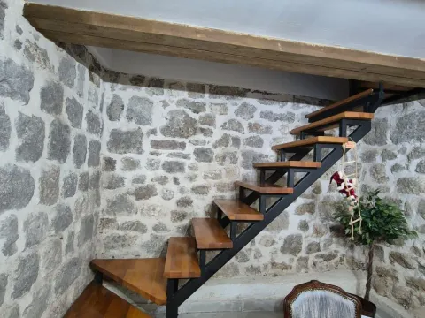 Prodaja, kuća, 58m², Muo, Kotor - image 3