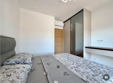 Prodaja, dvosoban stan, 80m², City Kvart, Podgorica - image 8