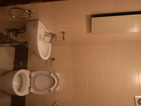 Izdavanje, stan, 88m², Tološka šuma, Podgorica - image 8