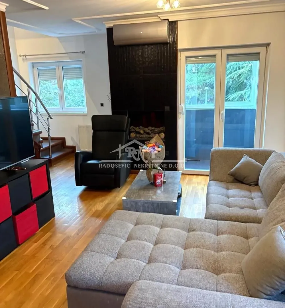Sale, four bedroom apartment, 95m², Skojevsko Naselje, Beograd