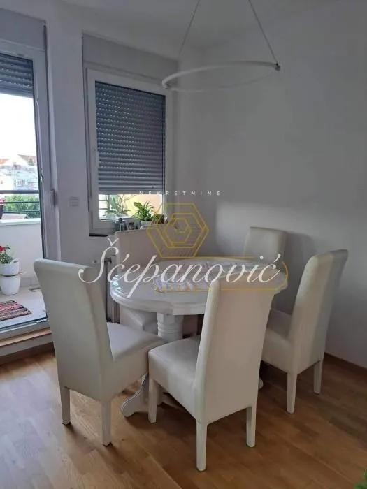 Sale, three bedroom apartment, 83m², Bulevar patrijarha Pavla, Novi Sad Sve Podlokacije