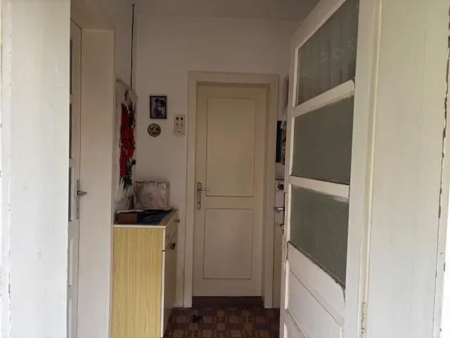 Prodaja, kuća, 90m², Centar, Inđija