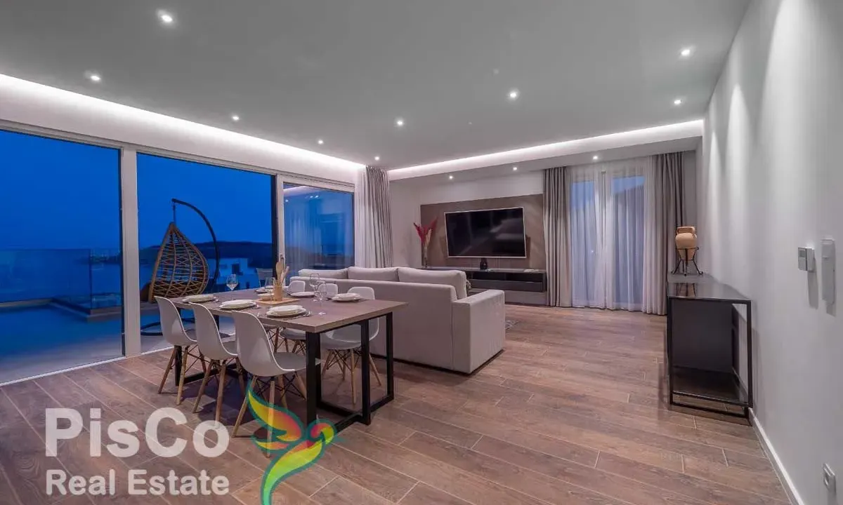 Prodaja, dvosoban stan, 140m², Bečići, Budva