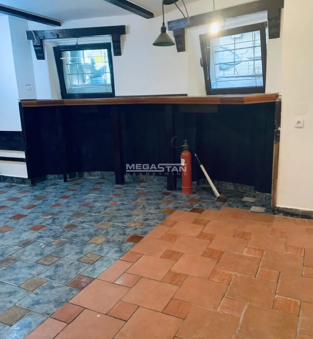 Rent, office space, 145m², Stari Grad, Beograd