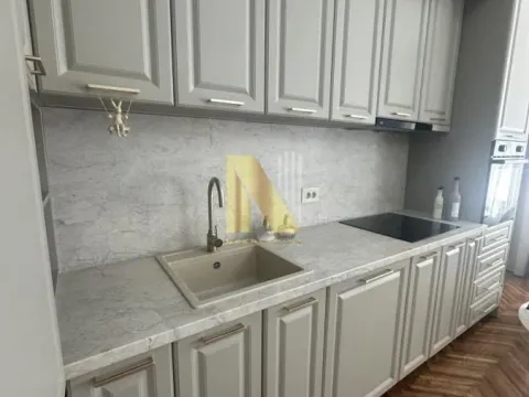 Izdavanje, trosoban stan, 78m², Centar, Novi Sad - image 15