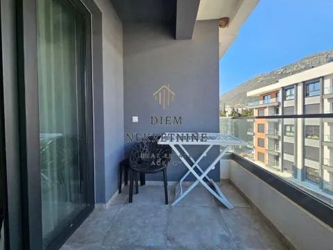 Rent, one bedroom apartment, 40m², Šušanj, Bar - image 3