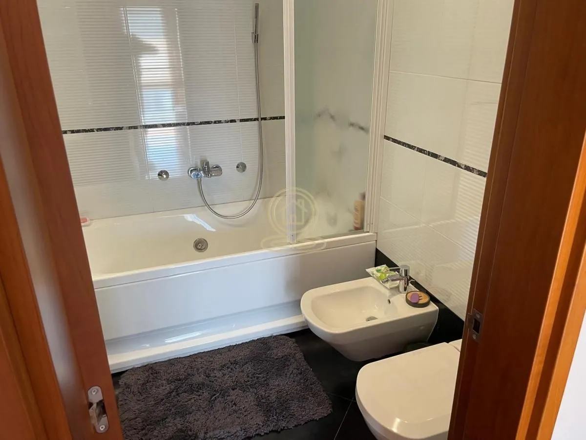Rent, four bedroom apartment, 119m², Vračar Hram, Vračar Sve Podlokacije