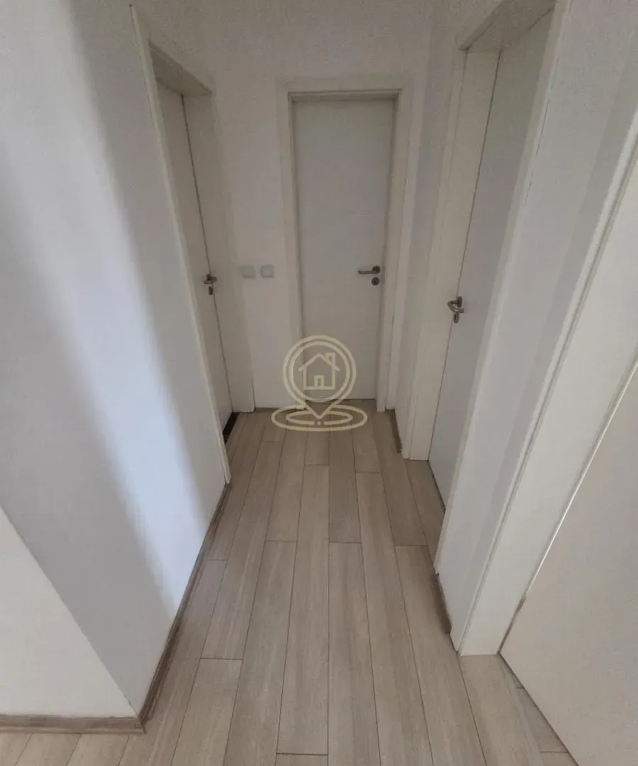 Prodaja, trosoban stan, 94m², Medijana, Niš