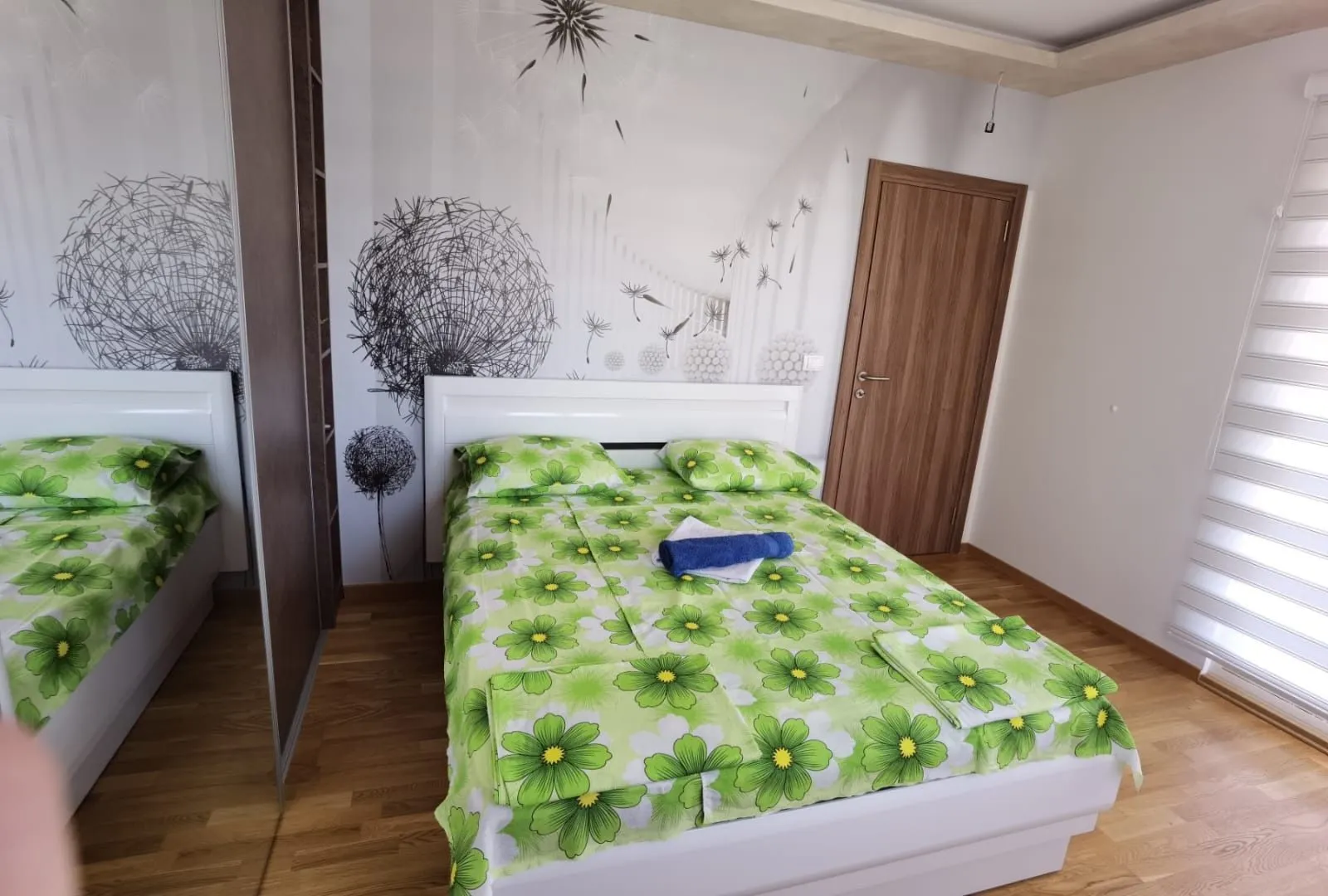 Rent, two bedroom apartment, 50m², Dobrota, Kotor