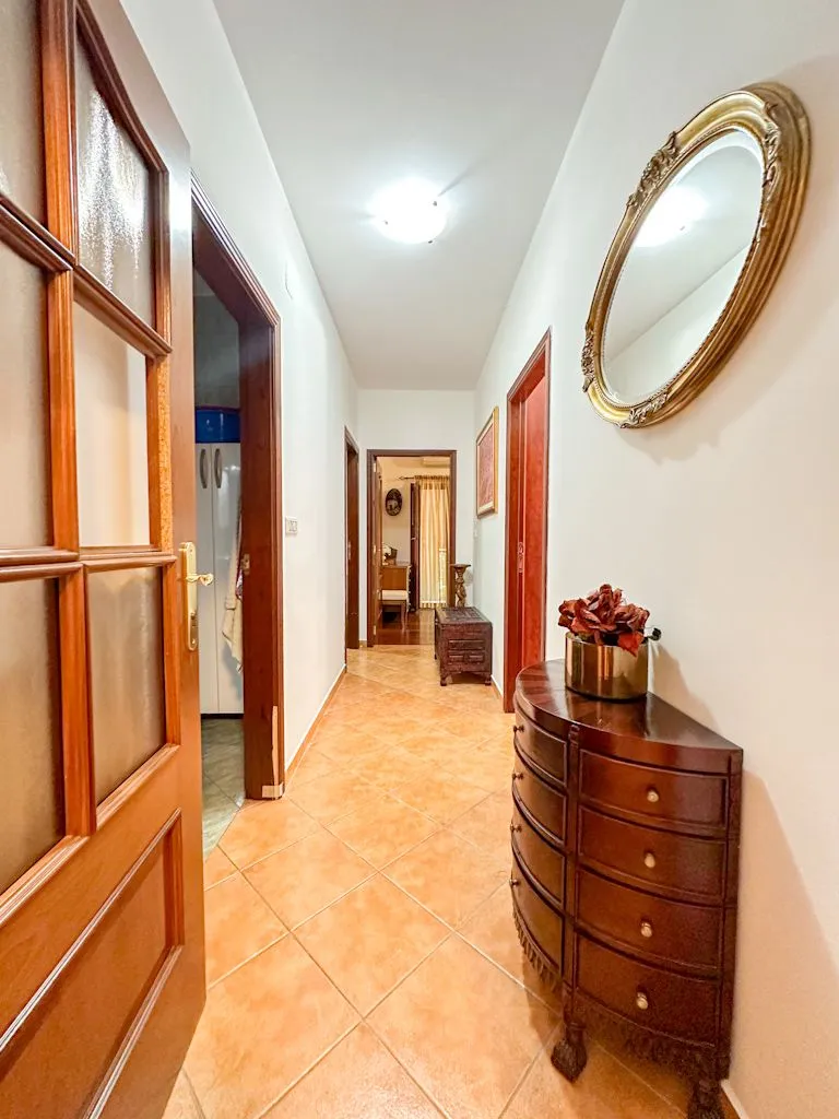 Rent, three bedroom apartment, 100m², Gorica C, Podgorica