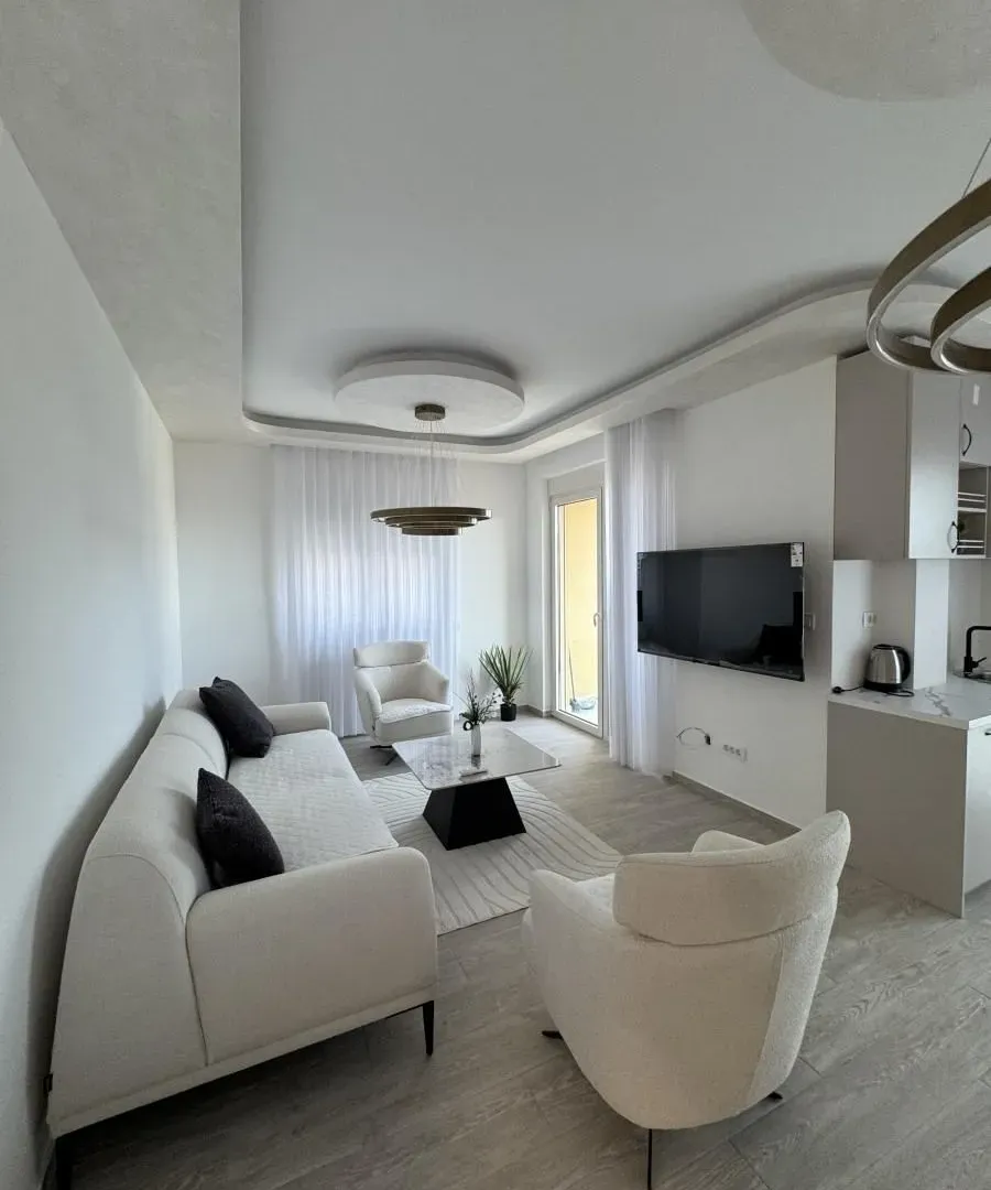Prodaja, dvosoban stan, 74m², Bečići, Budva
