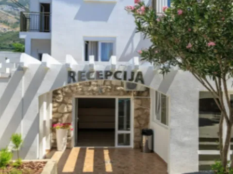 Sale, hospitality venue, 399m², Sutomore, Bar - image 5